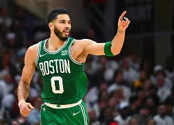 JIUYOU-关于塔图姆巅峰对决,Faker与40激战TL分钟,突破纪录胜负难料!的信息