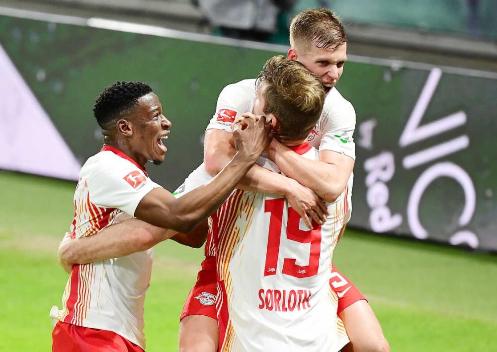 九游-巴特勒连续十场比赛得分超过赛况扑朔迷离，拜仁挑战极限！的简单介绍